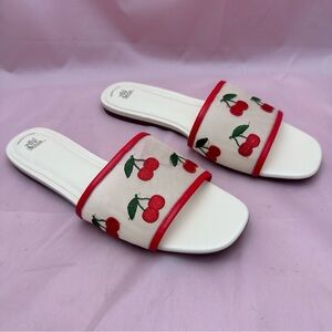 Cherry Embroidered Slide Sandals – Women’s 9.5